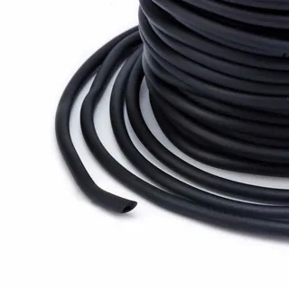 Полый шнур 2 мм. 1 метр черный