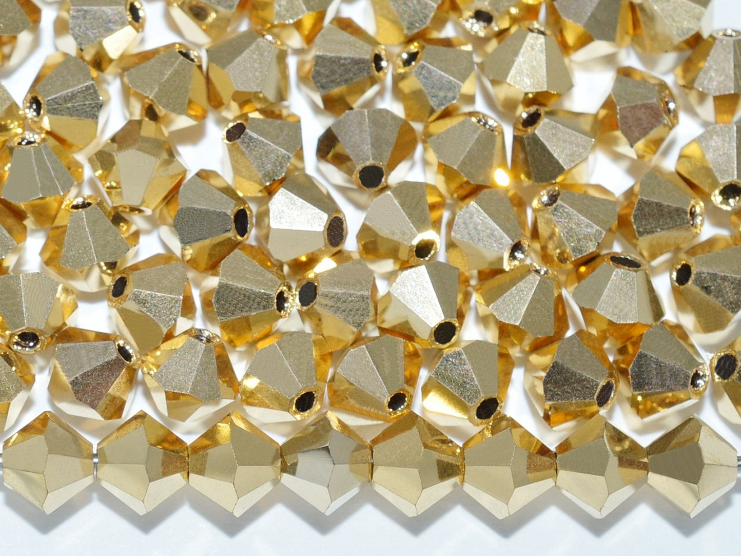 00010/26200 - Crystal Aurum 4 мм.