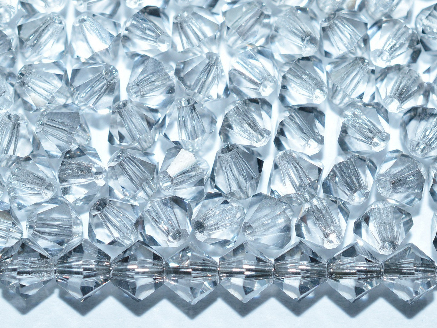 00010/27411 - Crystal Silver Shade 4 мм.
