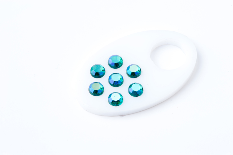 Стразы клеевые SS20 Blue Zircon AB