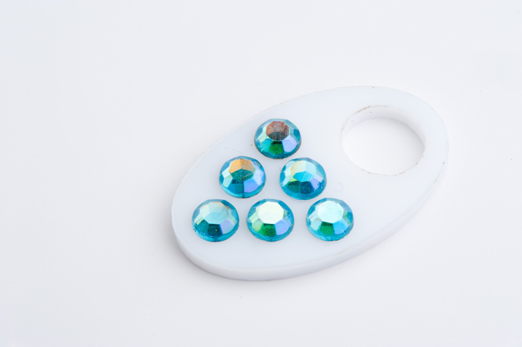 Стразы клеевые SS30 Aqua AB